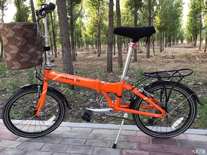 为带狗狗出去玩入手大行p8kaa082破风版