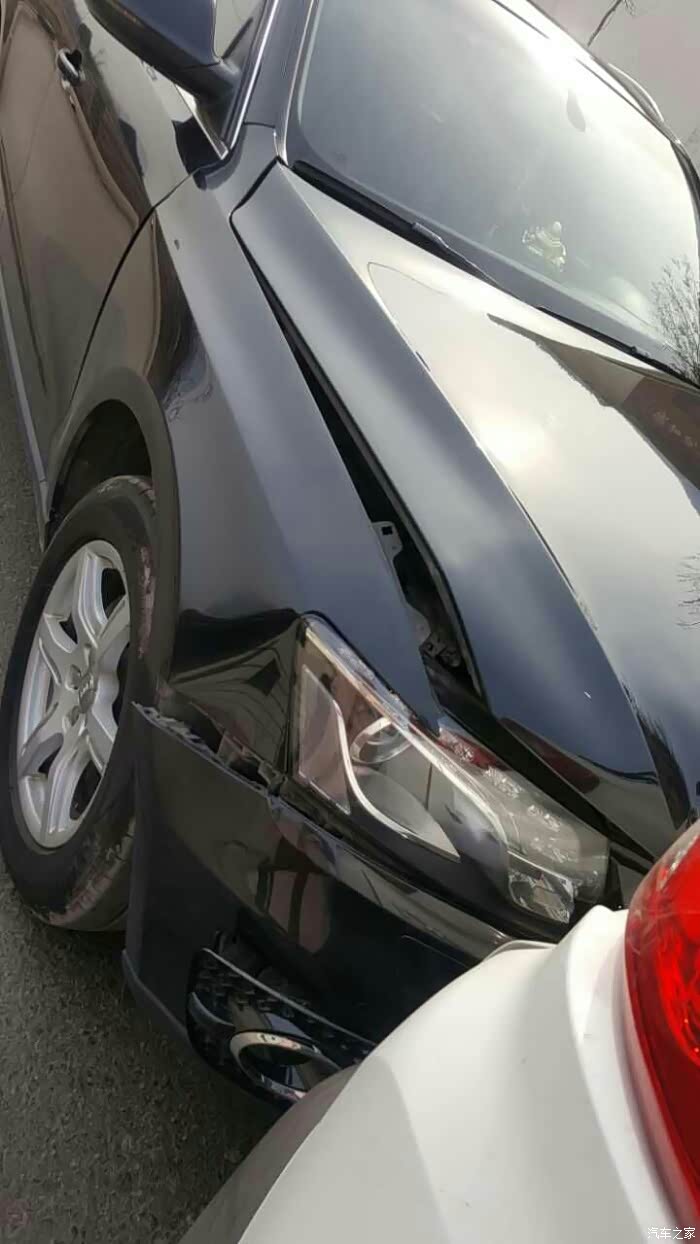 【图】人生第一次追尾._奥迪q5/q5l论坛_汽车之家论坛