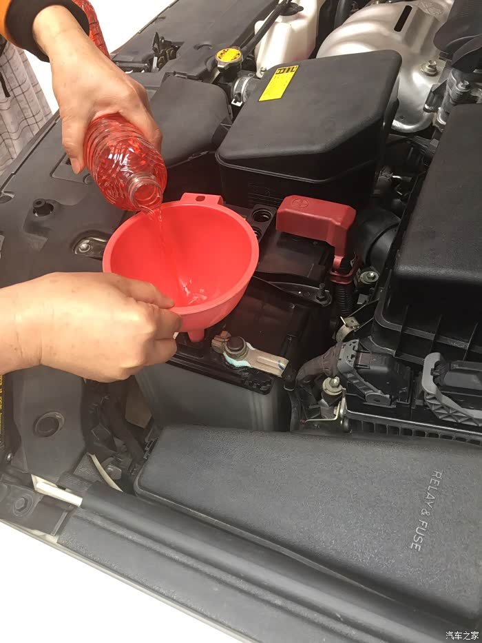 【图】7代凯美瑞加电瓶水_凯美瑞论坛_汽车之家论坛