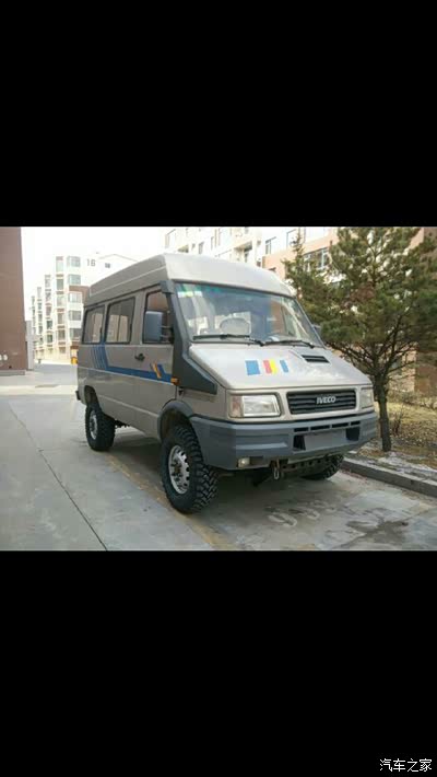 依维柯得意改装四驱2045底盘