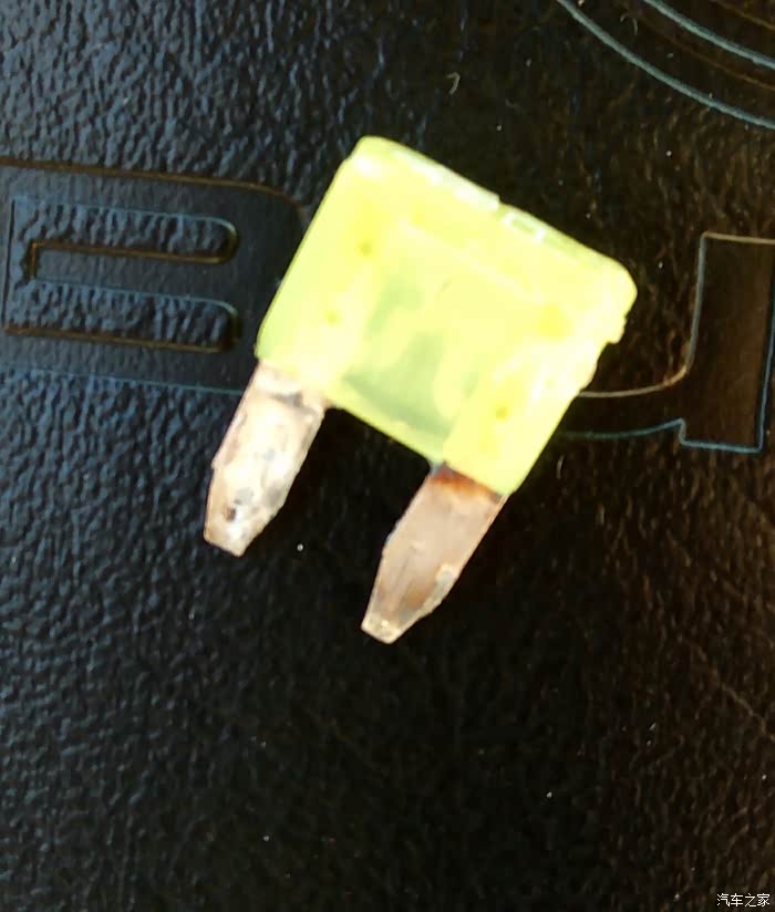 2015款保险丝盒子里的秘密