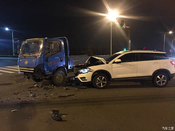 【图】出车祸了,好伤心_哈弗h6 coupe论坛_汽车之家论坛