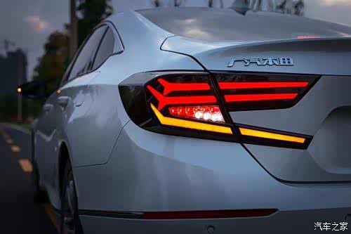 求收套二手鱼骨尾灯