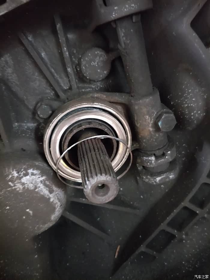 分离轴承损坏了应该怎么办「分离轴承坏了有哪些表现视频响声」