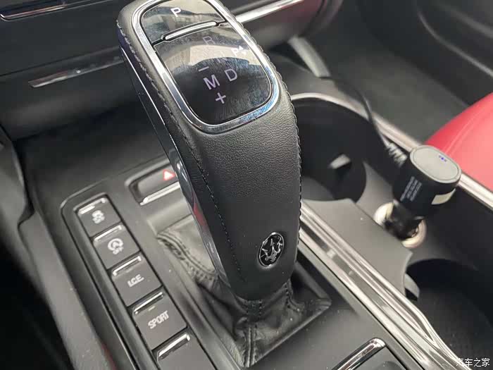 玛莎拉蒂ghibli钻石蓝用车感受