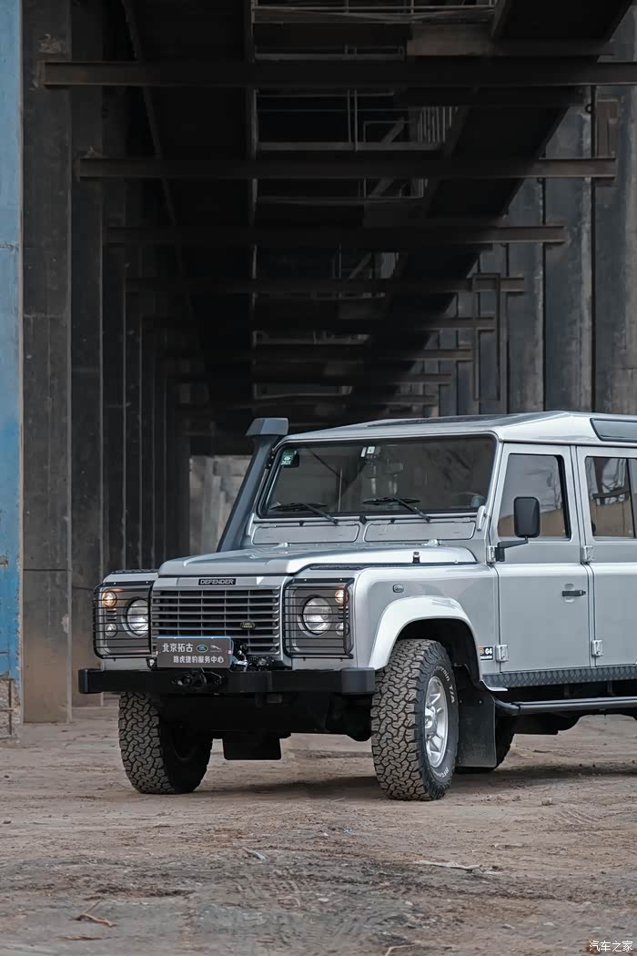 传承经典 路虎卫士的故事依然延续