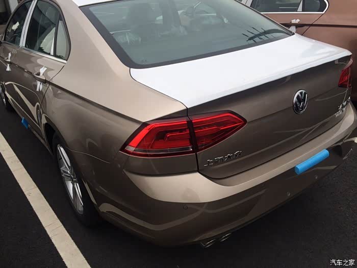 【图】求魅影灰跟金色的外景实拍图片_凌渡论坛_汽车之家论坛