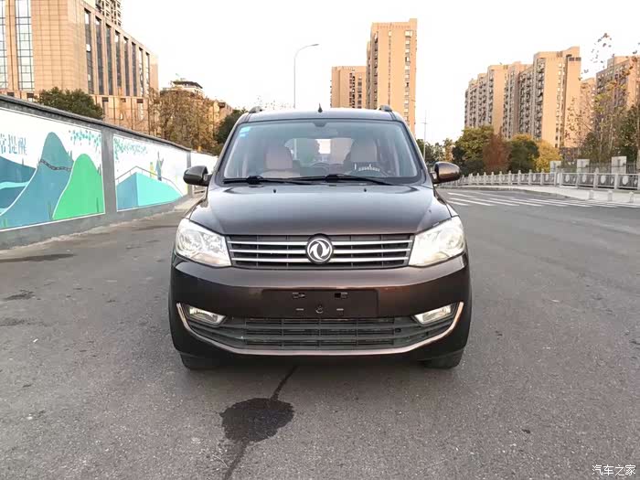 风光330外观精致的运动风格设计是加分项