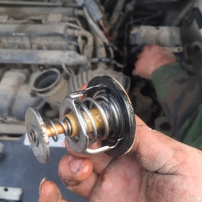 马上四年的车更换节温器