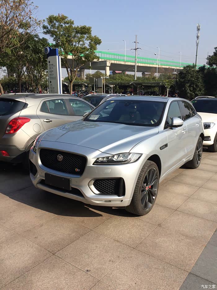 12 | 回复: 0 捷豹f-pace论坛 前两天带儿子看病在医院看到了实车.