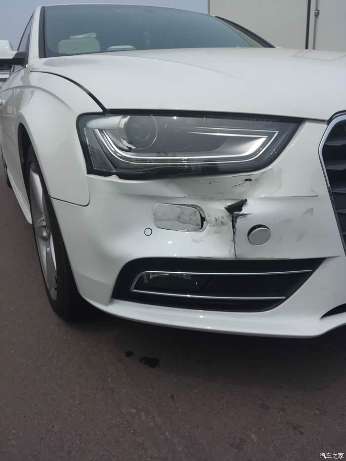 2326 | 回复: 23 奥迪a4l论坛 【强心剂】遭遇高速追尾后a4给我带来的