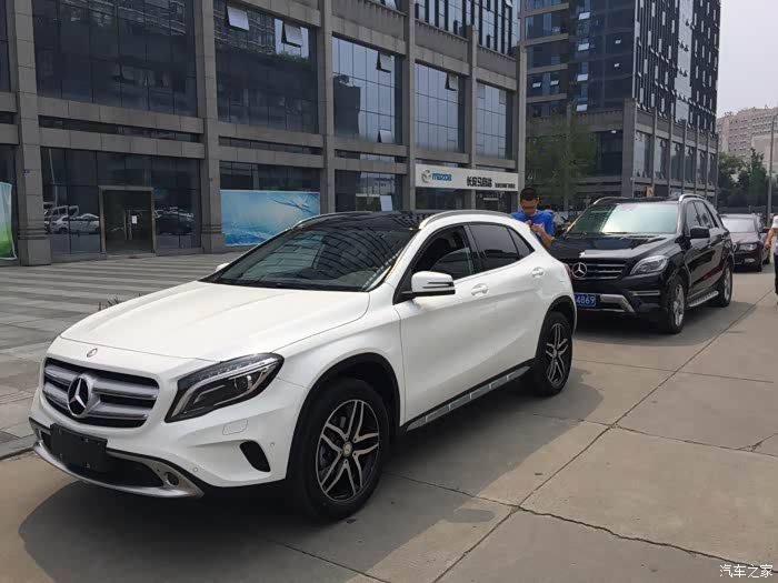 孕妈妈国庆喜提国内首台2017款宝蓝色gla!_奔驰gla论坛_汽车之家论坛
