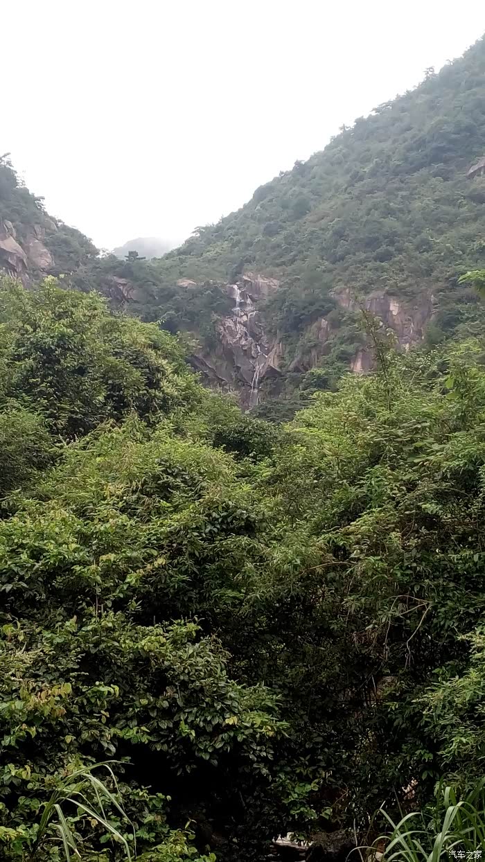 探索之旅 "车田野温泉"位于连州市北部的星子镇车田村的山谷中一个