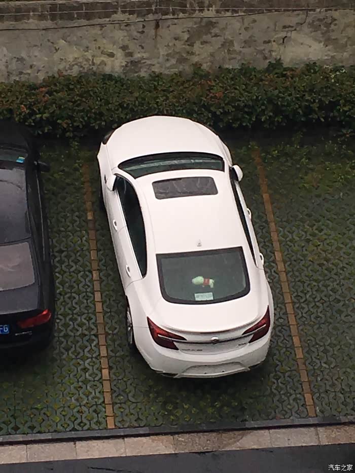 你的心其实很gs,别克宣传的标语,上班的时候俯瞰我的小白