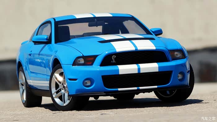 喜大普奔爱在深秋钟爱野马天蓝蛇王gt500外拍by小科