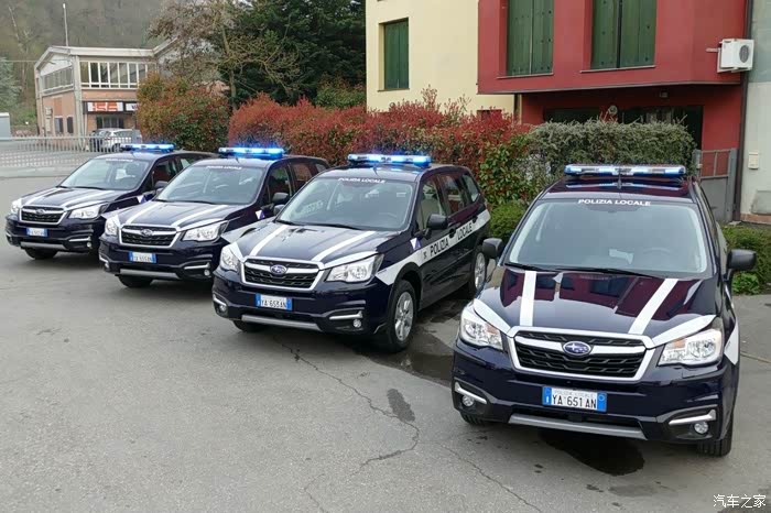 意大利森林人警车救护车赏析