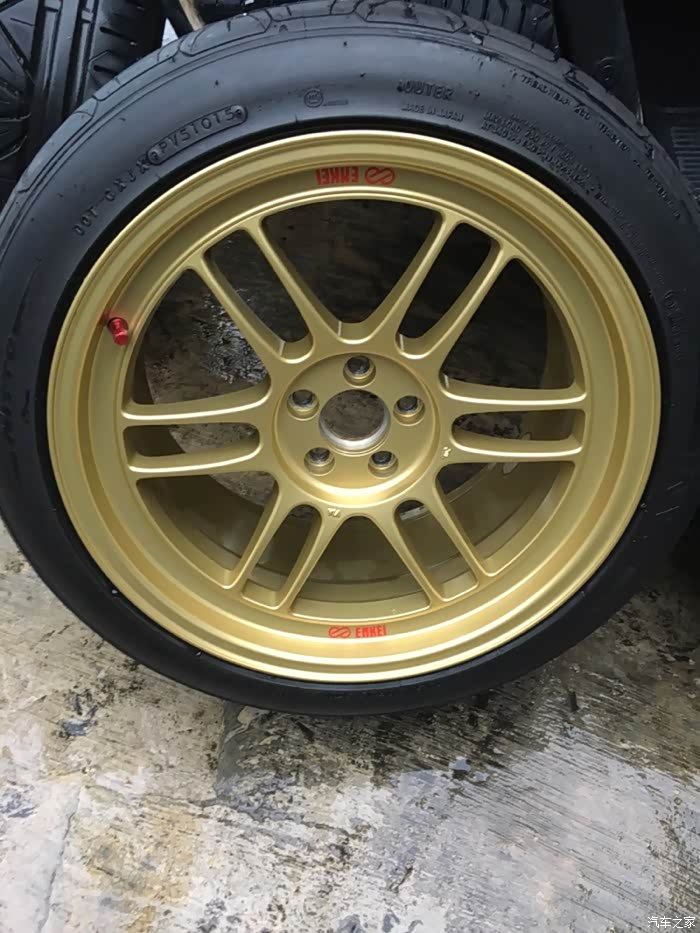 出售18寸enkeirpf1轮毂