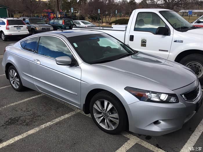 交作业北美留学狗晒一晒二手八代雅阁两门版