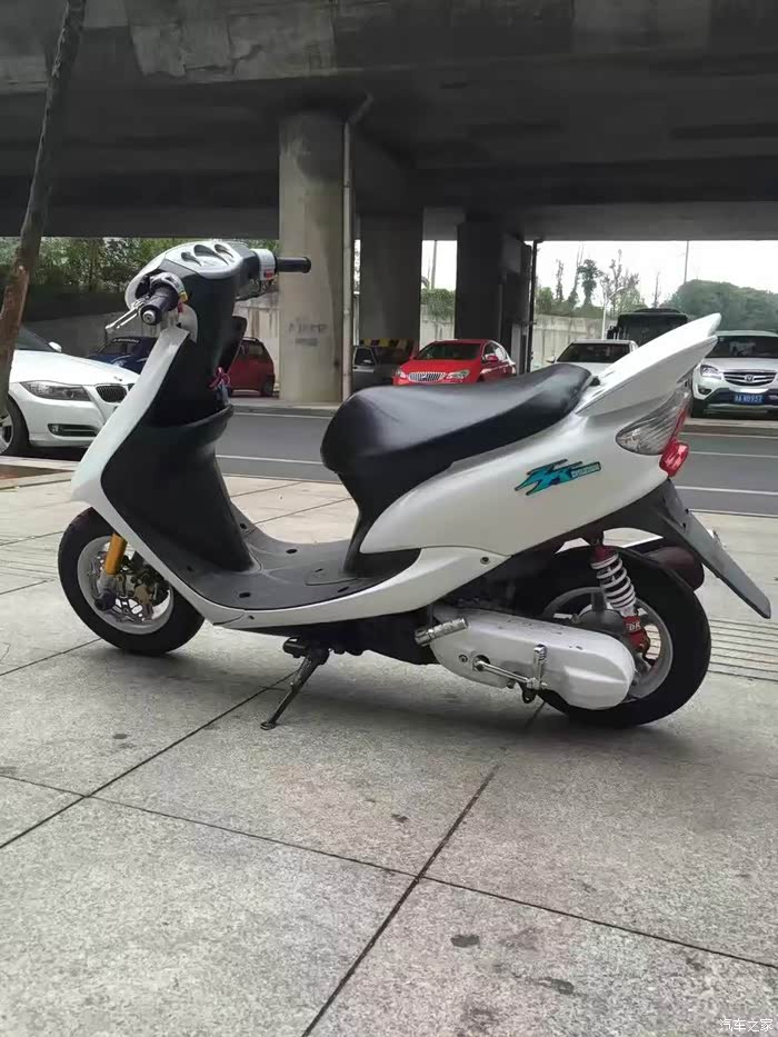 雅马哈三表evo50cc两冲程现在买不到了