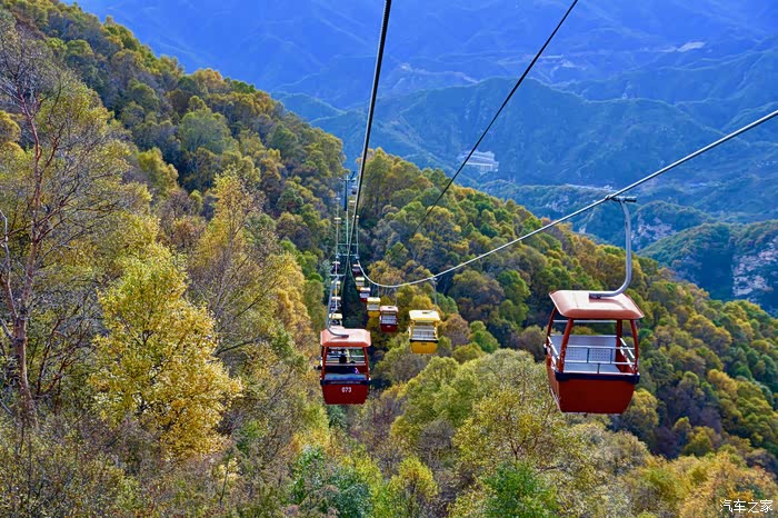 欢度中秋全家老小攀驼梁6岁儿子成功登顶海拔2281米驼峰