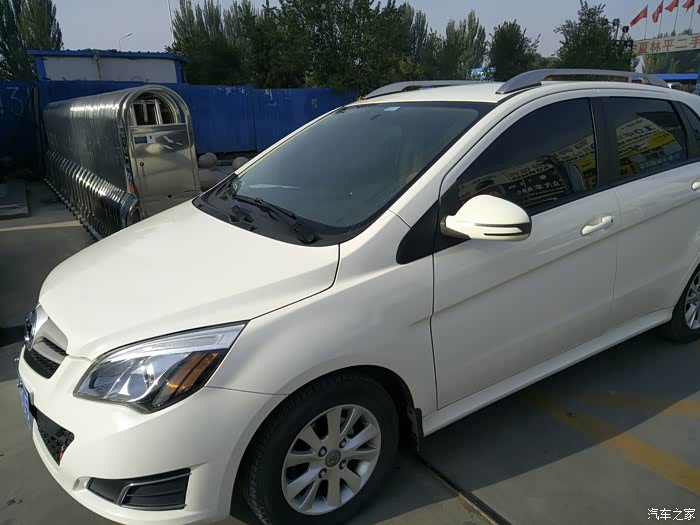 e130,虽然是二手的但是也是第一辆车,大家有没有指导_绅宝d20(北汽e