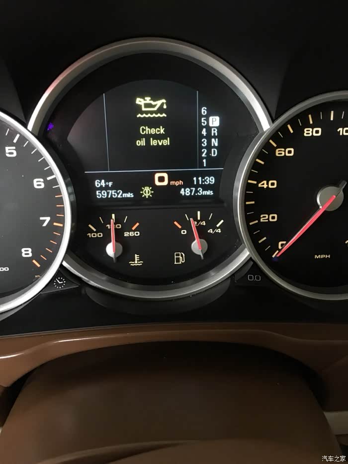 加了机油还亮灯