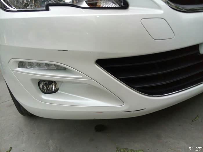 辛巴珠光白补漆全过程给想看补漆的车主