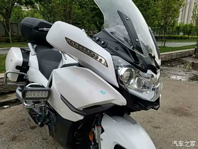 皖南小城里的白狮子--650tr-g国宾版威武来袭!