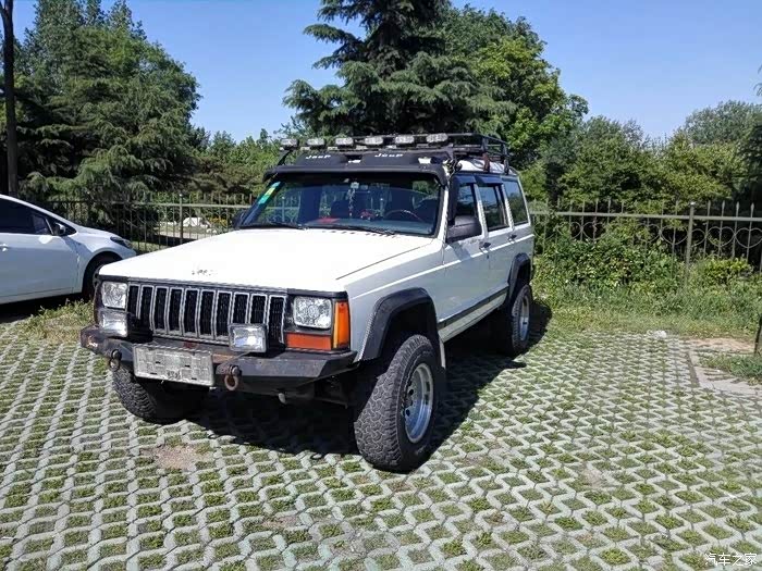 切诺基2500能不能改老款前脸