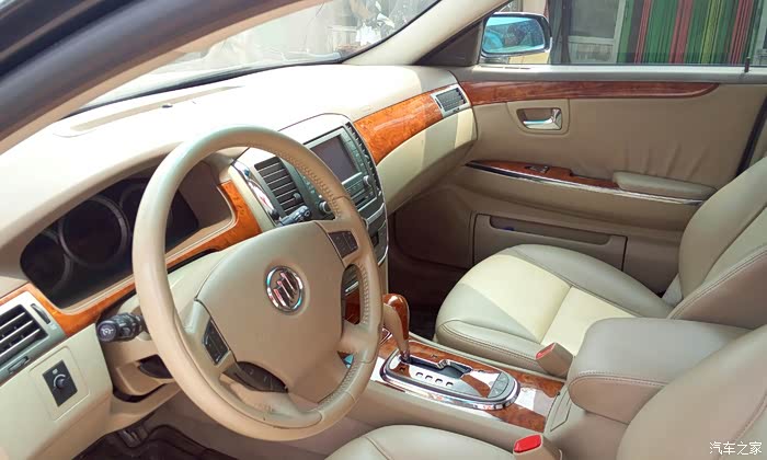 北京出手自家09款君越2.4豪华版,我在国企上班,一直自用.