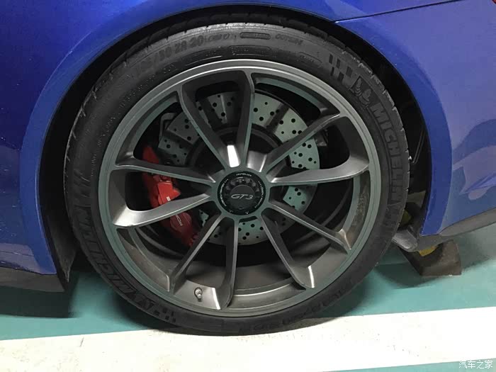 911gt3 中央锁止轮毂怎么拆?上海有哪里能拆吗?