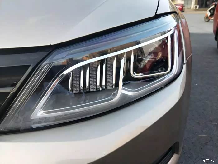 朋友们有没有换sk小糸车灯的啊?