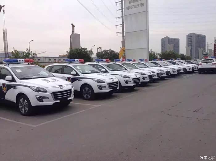 纳智捷警车交付