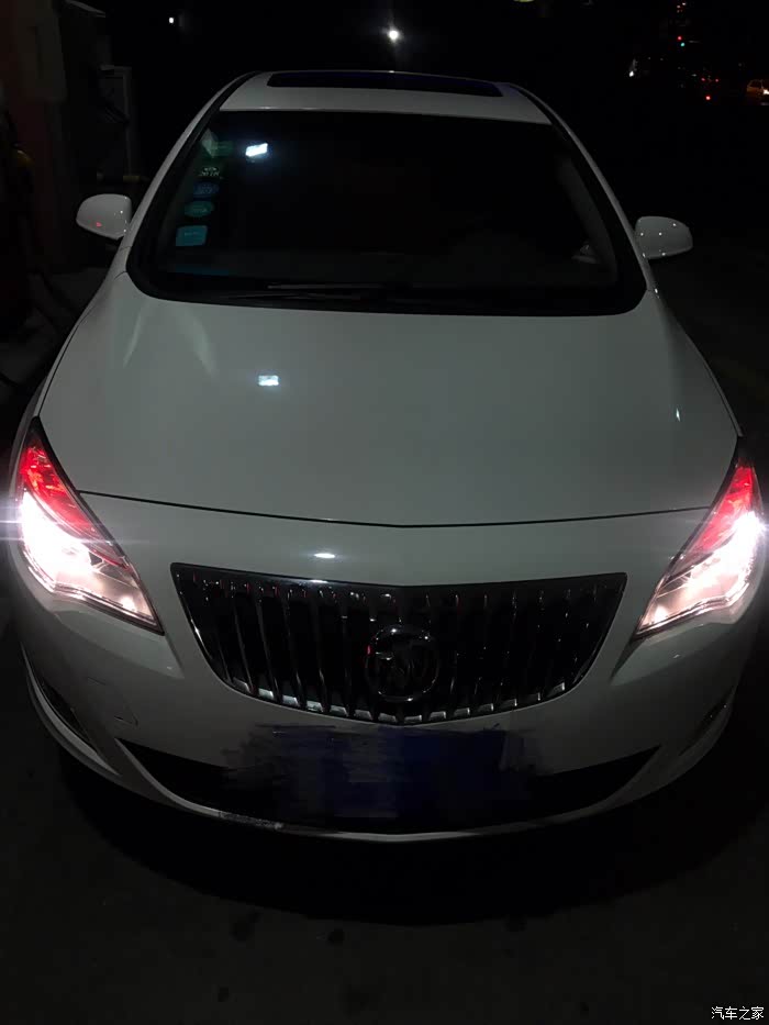 英朗xt改装更换红色恶魔led示宽灯日行灯