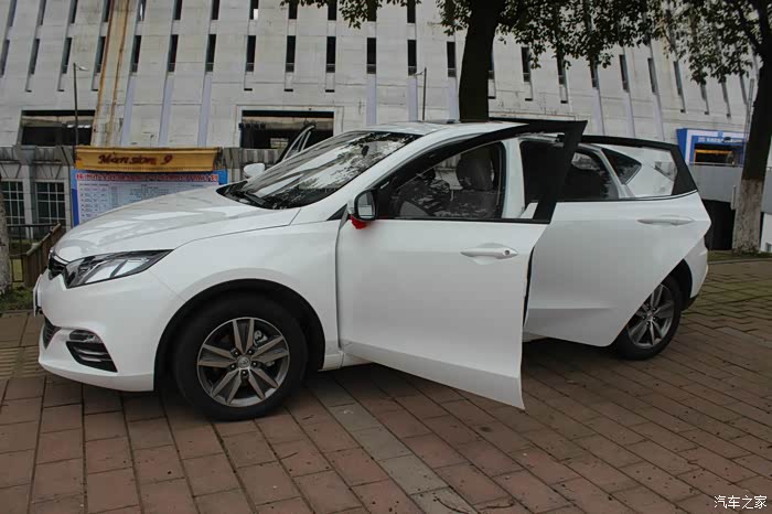 白小白提车啦小逸我的最爱求认证求射精