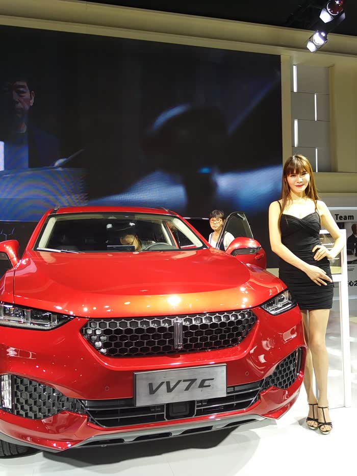 东莞美女与野兽与vv7svv7c五一车展
