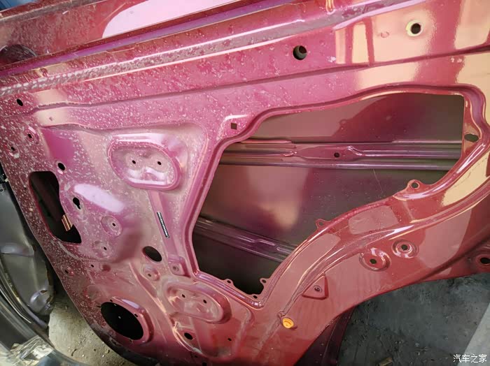 宝骏510车门防撞梁隔音棉厚细节
