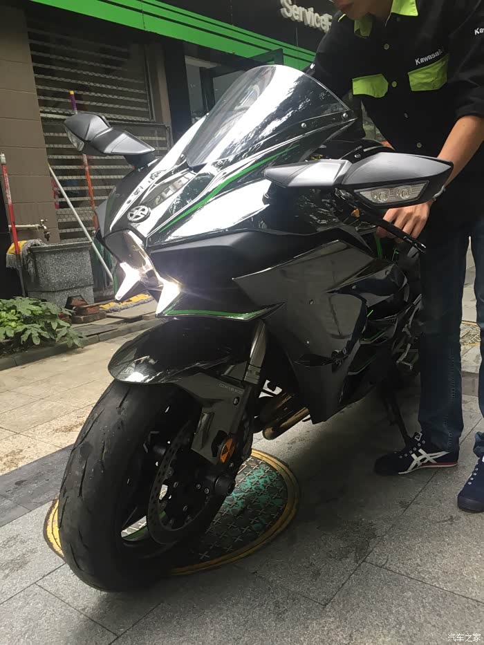 【图】成都h2提车咯_川崎摩托车论坛_汽车之家论坛