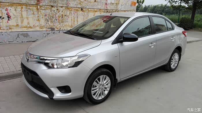 出售银色威驰2016款 1.5l 手动智臻星耀版