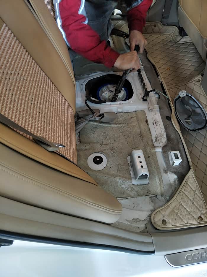 终于把汽油滤芯换了