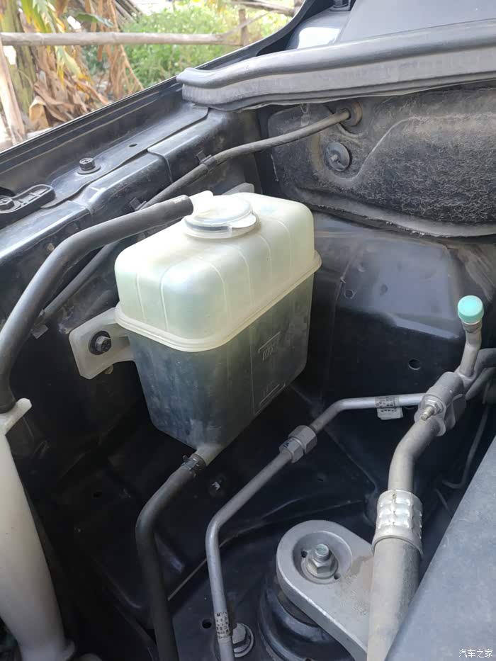 宝骏510防冻液加哪