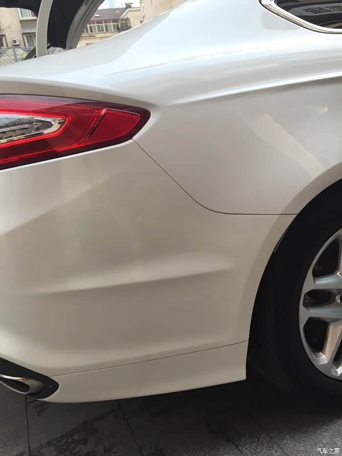 新蒙豪华珍珠白喷漆