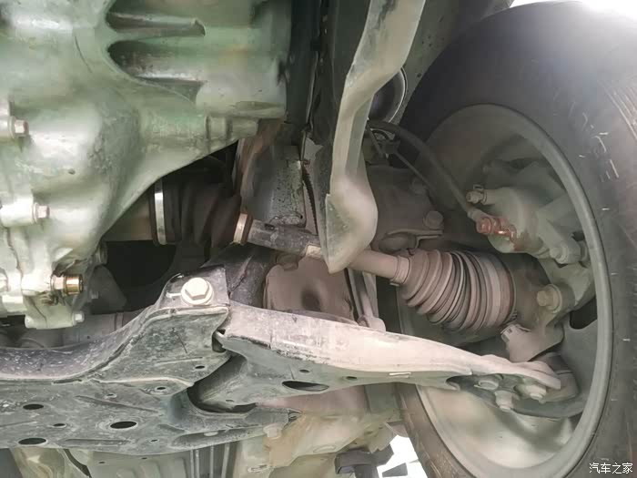 比亚迪f3底盘展示