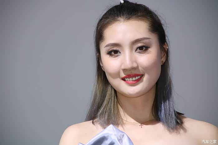 【图】昆明秋冬季车展(一大波美女接近中)_云南论坛_汽车之家论坛