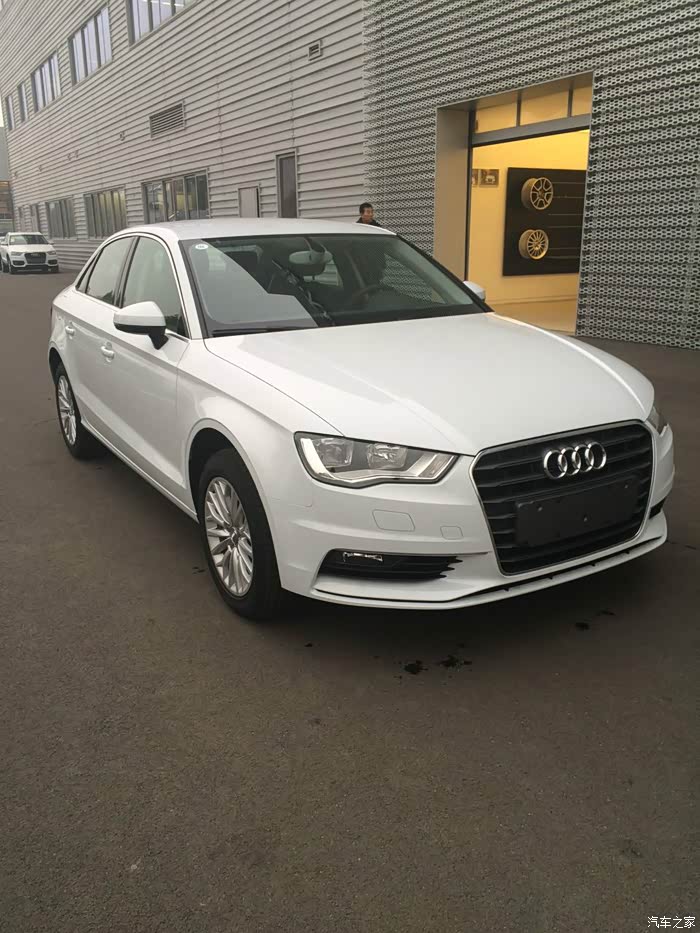 【图】时隔多日来交作业,冰川白进取版已提车_奥迪a3论坛_汽车之家