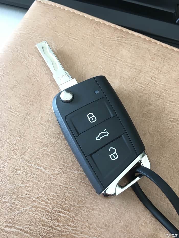 67758 | 回复: 209 凌渡论坛 【17款280自舒,炫目金 提车】大众粉的又