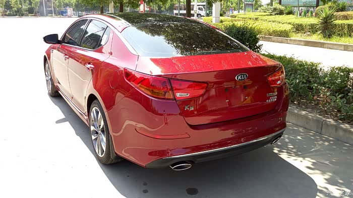 请各位有红色的来点图!_起亚k5论坛_汽车之家论坛