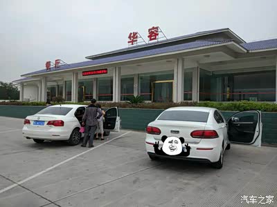 没记错这个华容应该过沙服务区华容难道就华容道