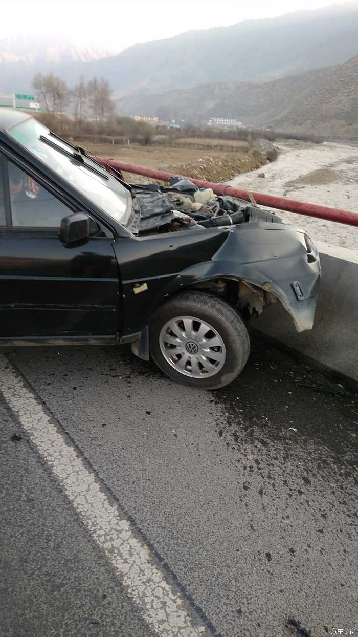 普洱交通事故图片