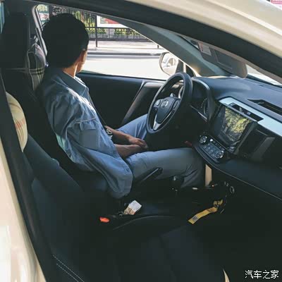 工装男友镇楼哈哈实在太配合只留给我个深沉背影男友中石化刚班所以还